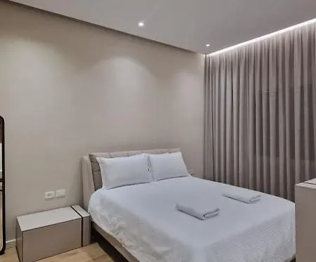 Lilo's Place * Тирана
