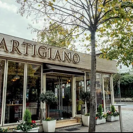 Lilo's Place דירה טיראנה