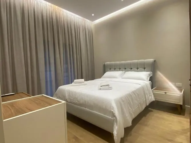 דירה Lilo's Place