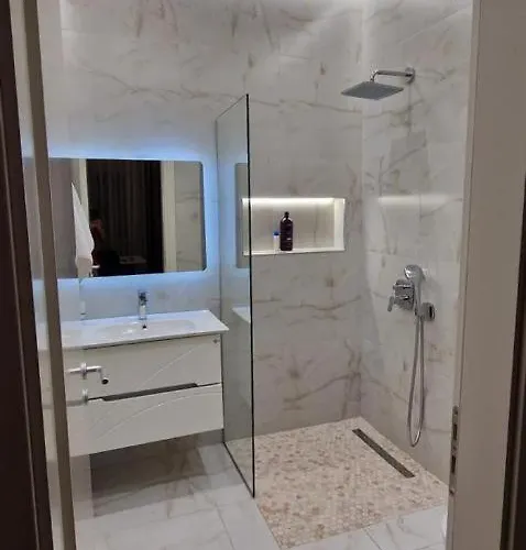 Lilo's Place דירה טיראנה