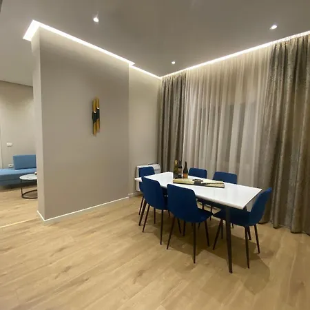 Lilo's Place Apartment